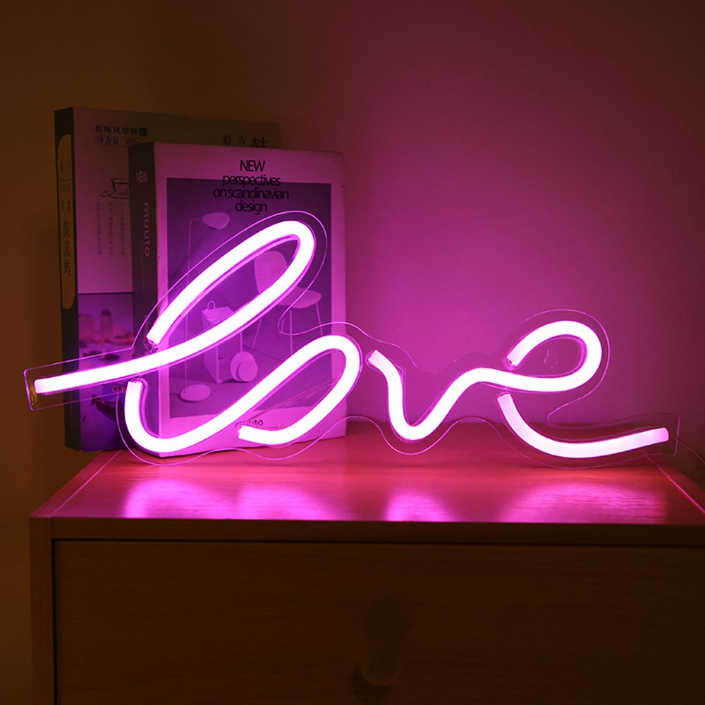 Cветильник LED NEON "Love"  44 х 20 см, от USB